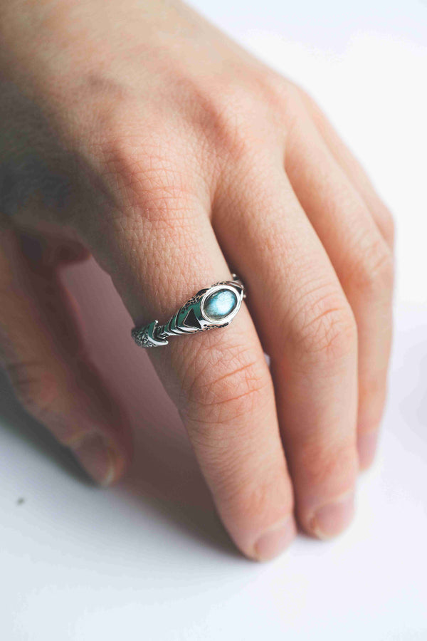 Mens silver ring, mens pinky ring, mens gemstone ring, mens labradorite ring, cyberpunk ring, handmade jewelry by moonique