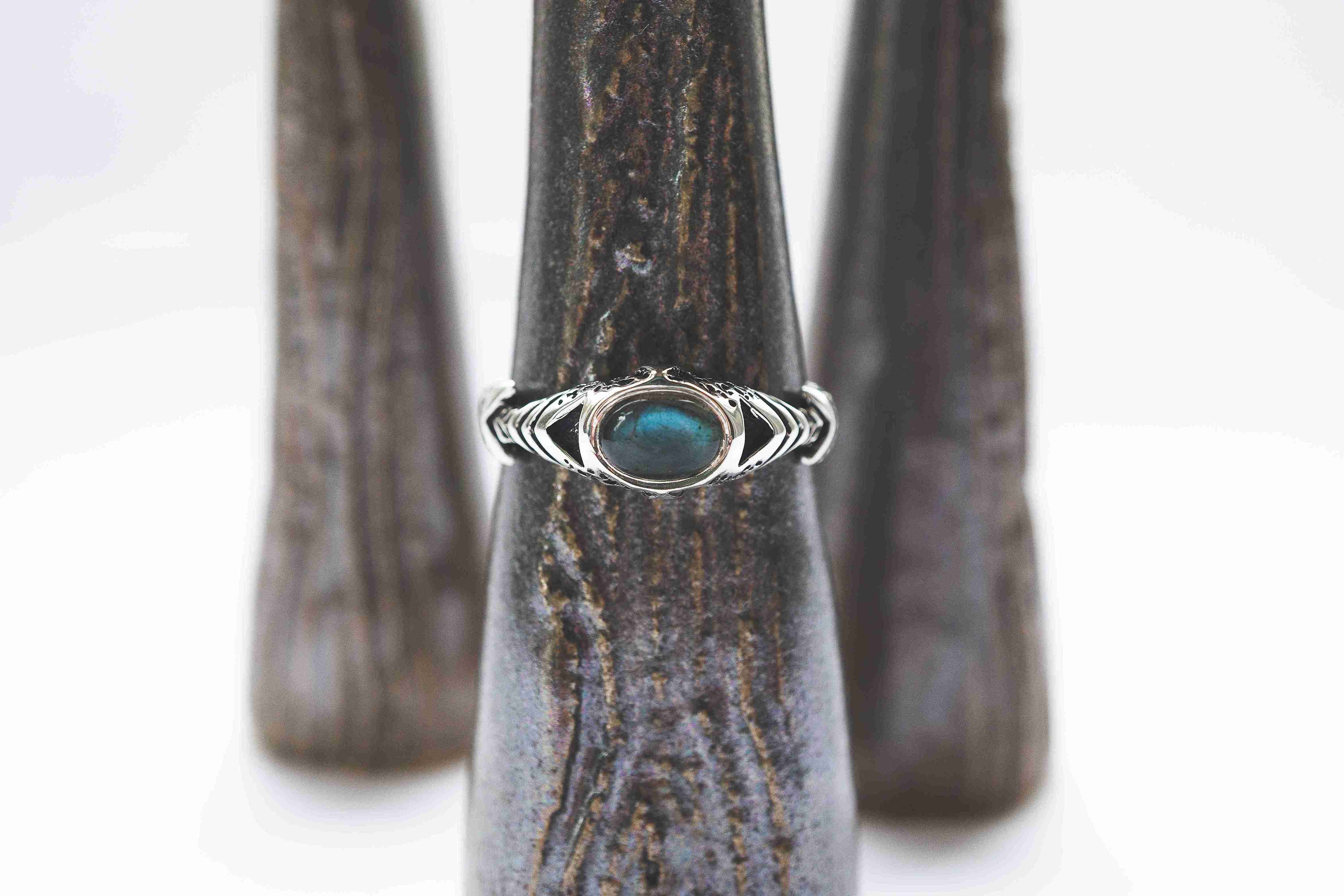 Mens silver ring, mens pinky ring, mens gemstone ring, mens labradorite ring, cyberpunk ring, handmade jewelry by moonique