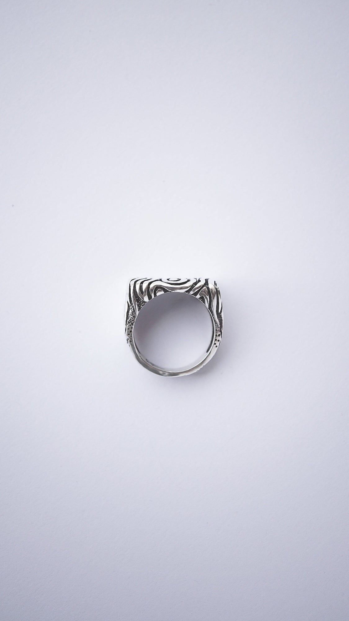 handmade silver ring Geo statement ring finger ring, signet ring, ring set with a stone, handicraft by moonique