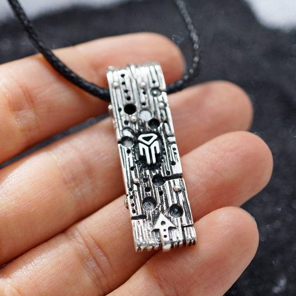 Rune pendant "BERKANO"