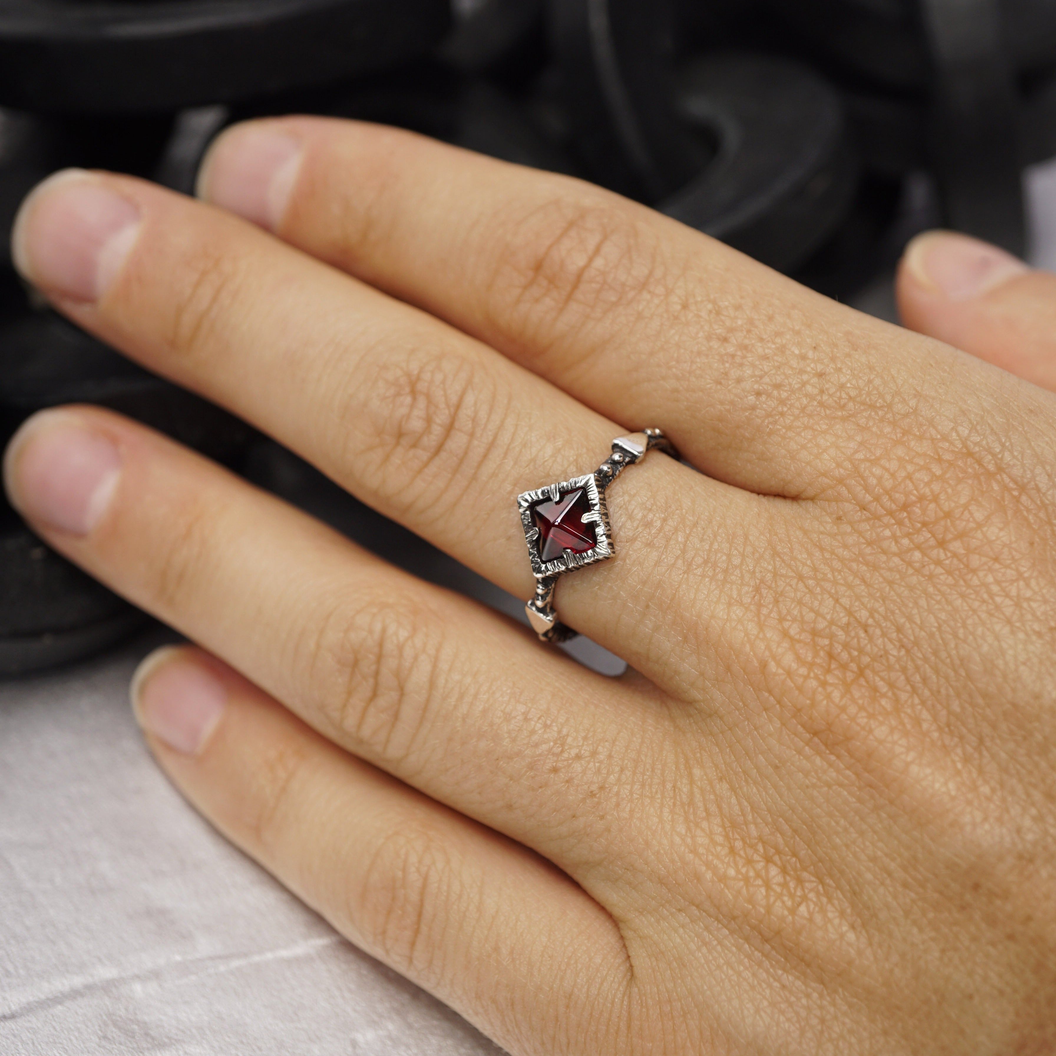 Garnet wedding set ENAMORED, Unique engagement rings by Moonique