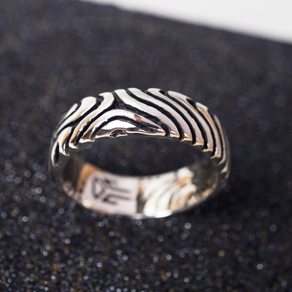 Silver wedding ring sets, couples wedding bands, wedding band set, mens wedding rings, womens wedding ring, unique wedding rings | LANDSCAPE handmade by mooniquecreation