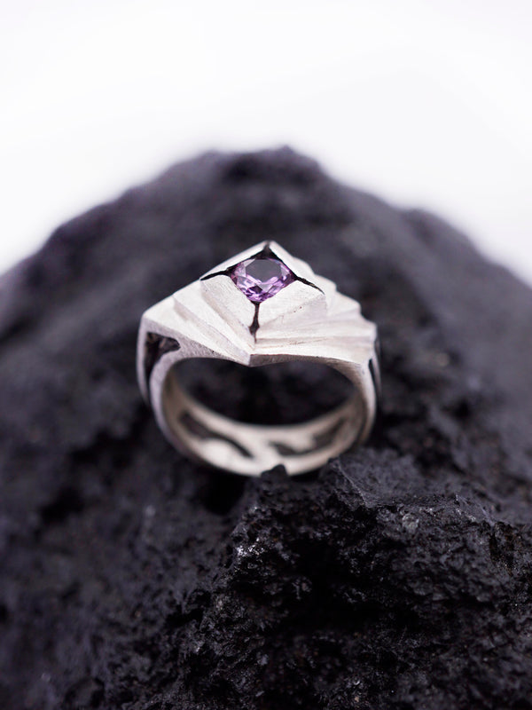 One of kind Alexandrite ring "AZRA" SZ 5US /15,75 UA/