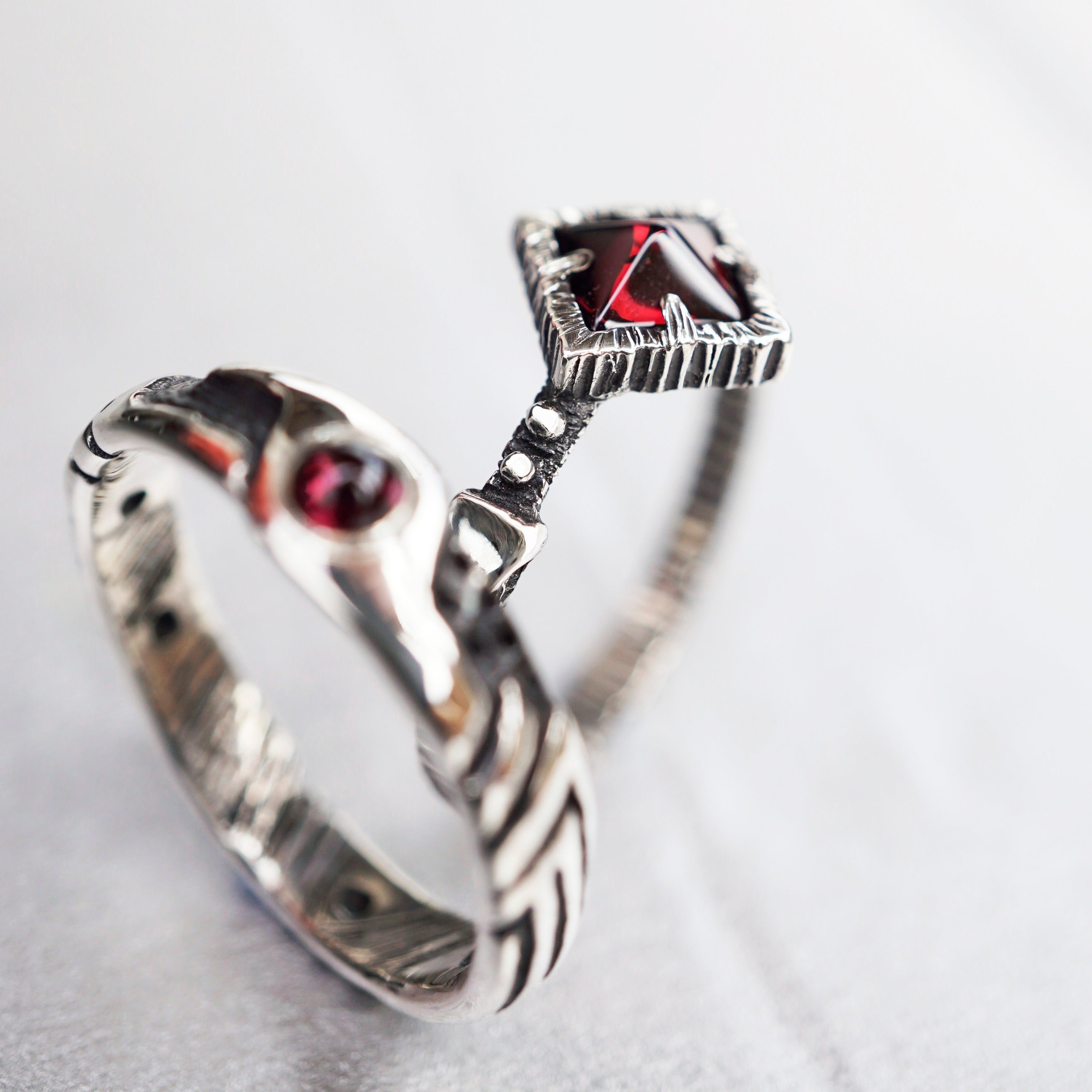 Garnet wedding set ENAMORED, Unique engagement rings by Moonique