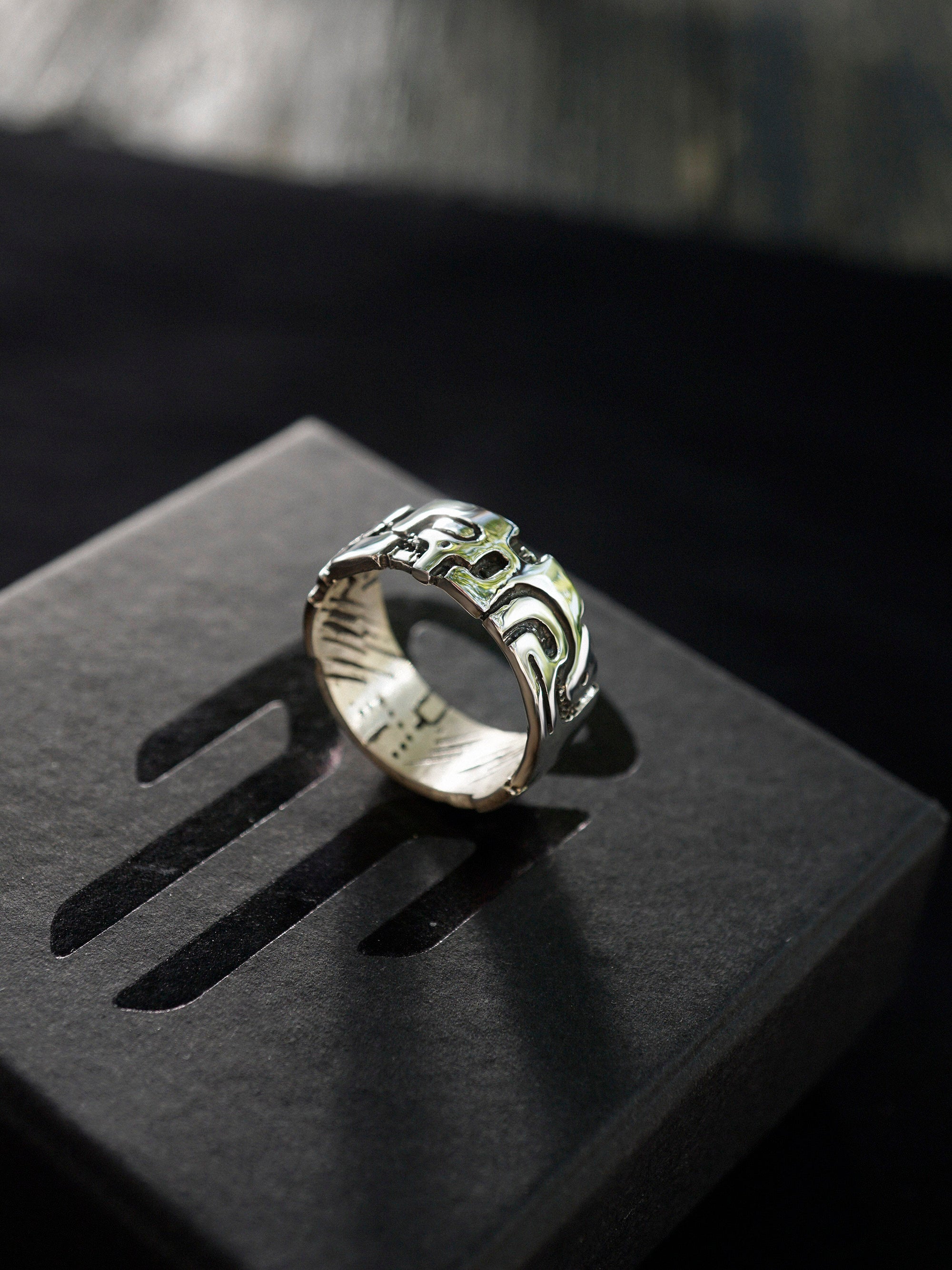 Mens ring