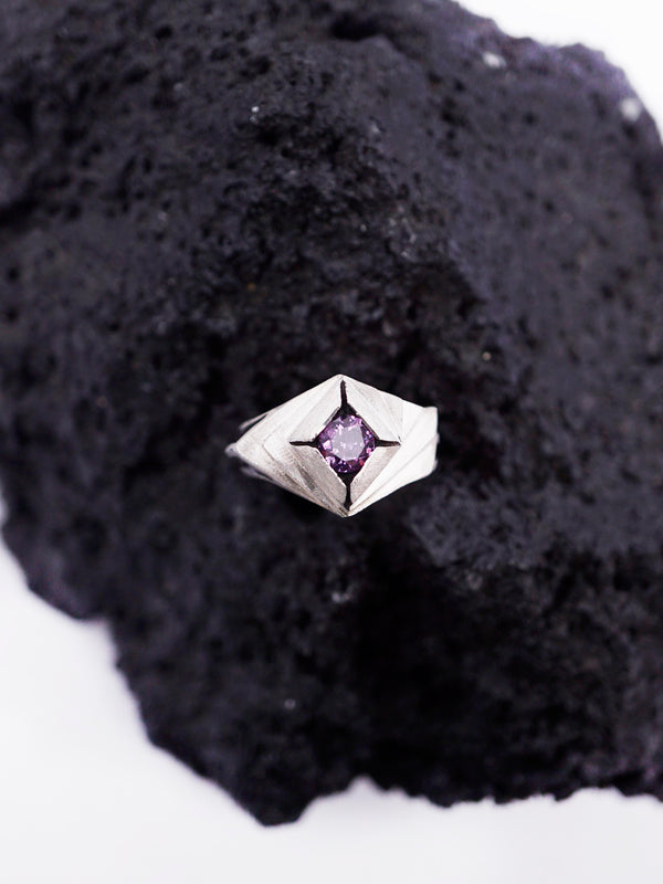 One of kind Alexandrite ring "AZRA" SZ 5US /15,75 UA/