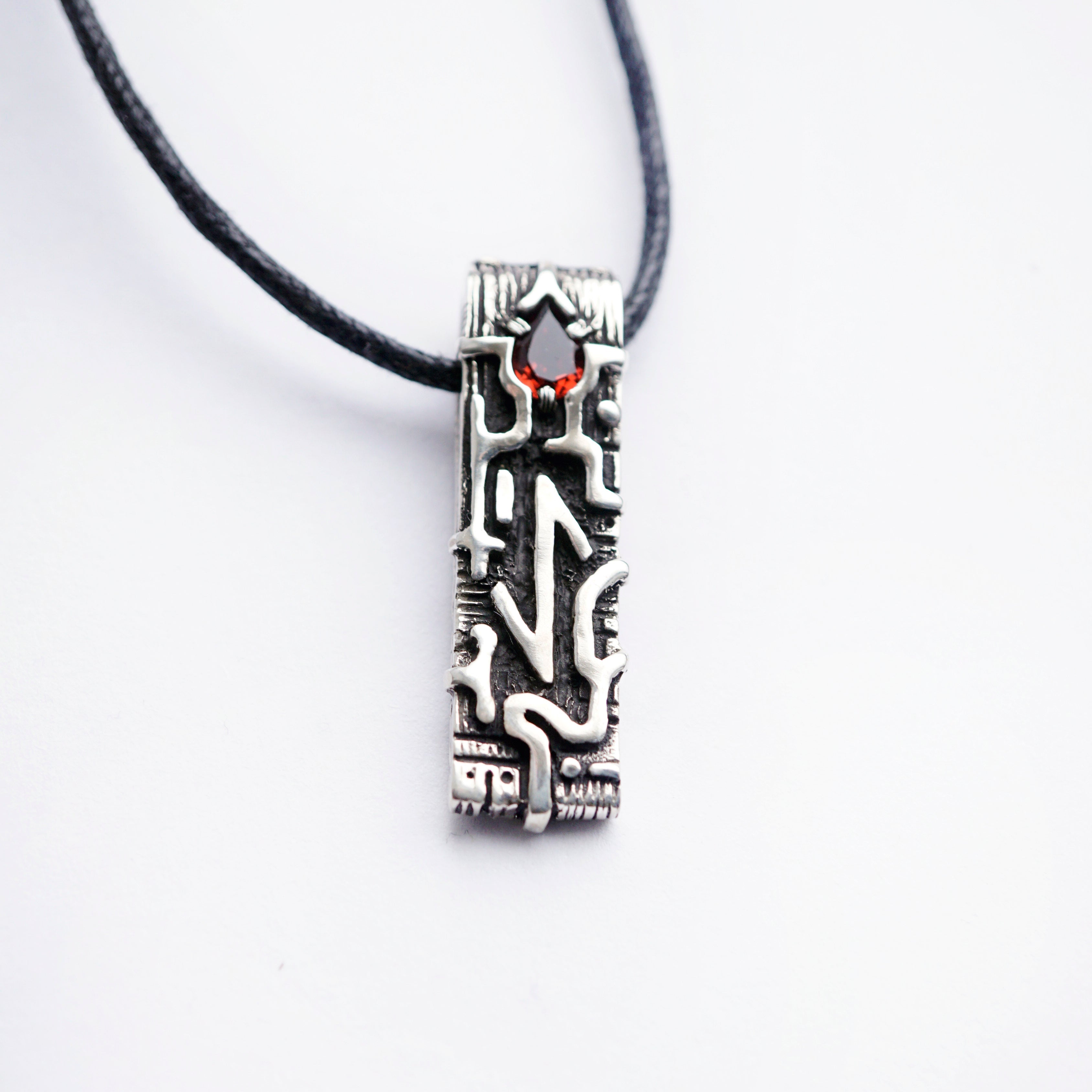 Eihwaz rune pendant, crafted from sterling silver and natural Garnet stone by moonique