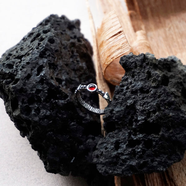 Garnet ring, Silver Garnet ring, Garnet stacking ring, Garnet birthstone rings, Natural Garnet ring, unique garnet ring BERRY