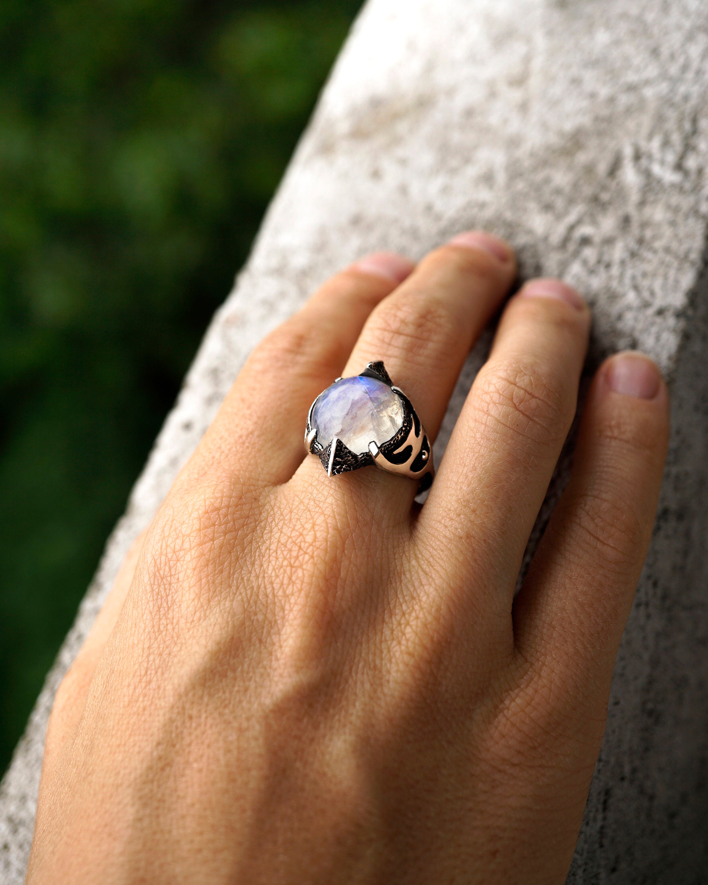 Large Moonstone ring, Moonstone signet rings, June birthstone ring, Unique ring, Statement ring, Sterling silver moonstone ring,