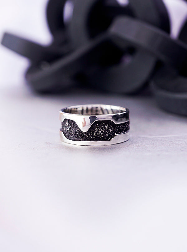 Labradorite band "ARCTUR"
