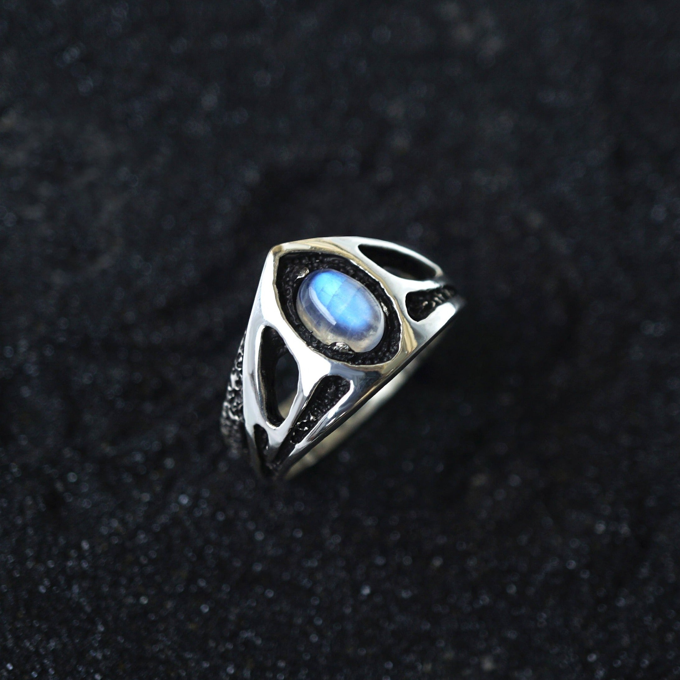 Moonstone ring, Moonstone engagement ring, Gothic engagement ring, Moonstone engagement ring, Alternative engagement ring
