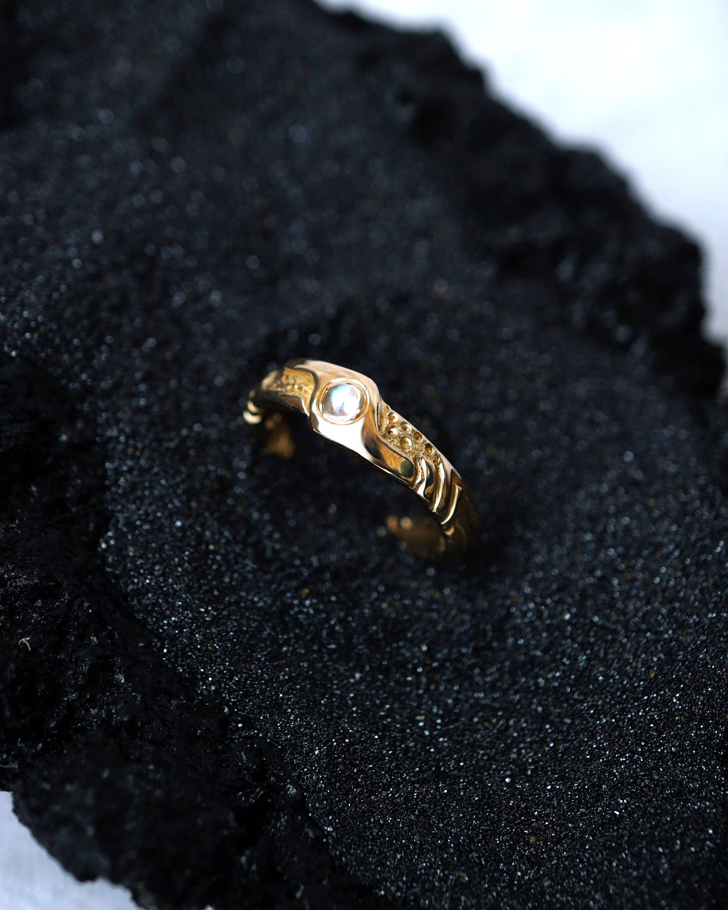 Mens gold wedding band, Mens engagement ring, engagements bands, 18k rose gold ring, Wedding ring, Mens Moonstone ring, Cyberpunk ring