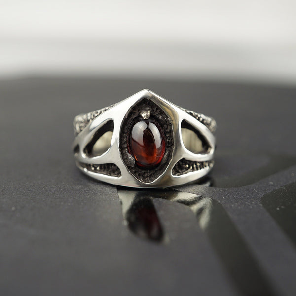 Gothic engagement ring, Alternative engagement ring, Garnet engagement ring, Garnet ring, January birthstone, Unique ring TRINITY