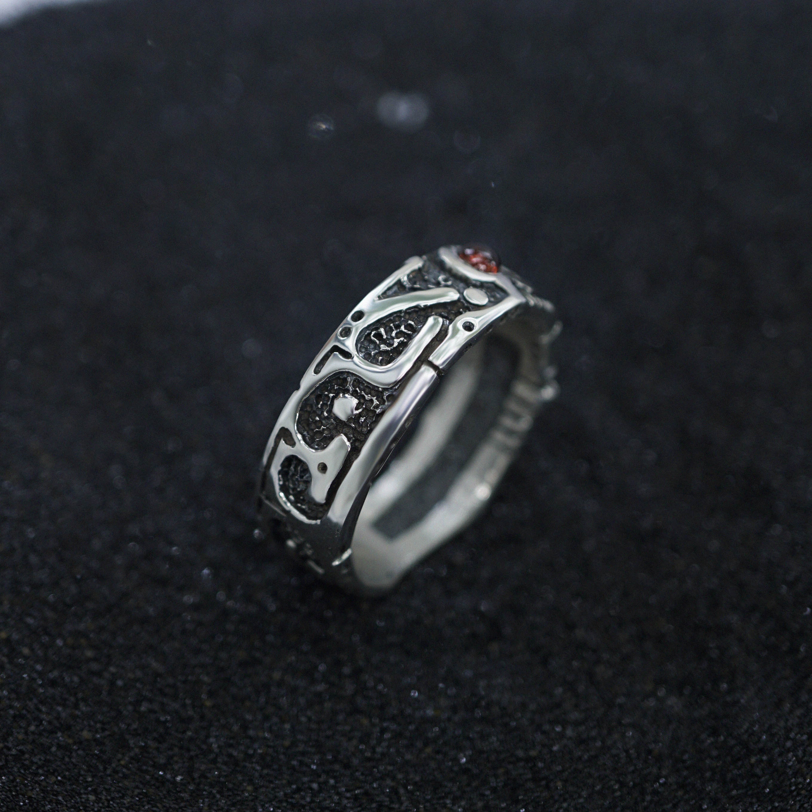 Garnet and Malachite mens silver band ring