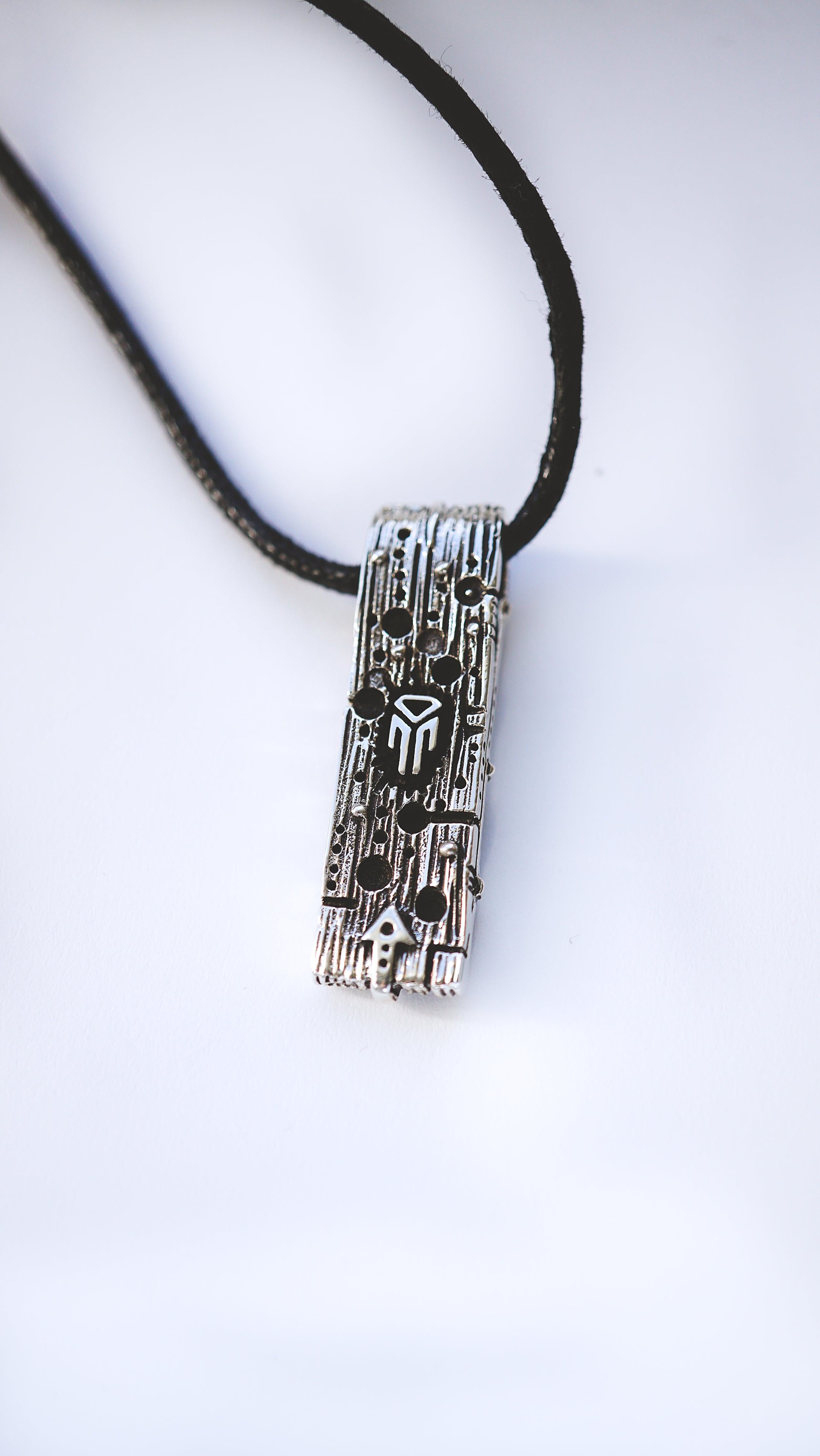 viking runes
Raido
amulet
talisman pendant
opal pendant
norse runes
nordic runes
celtic runes
silver pendant
silver necklace
rune jewelry
rune necklace
rune pendant