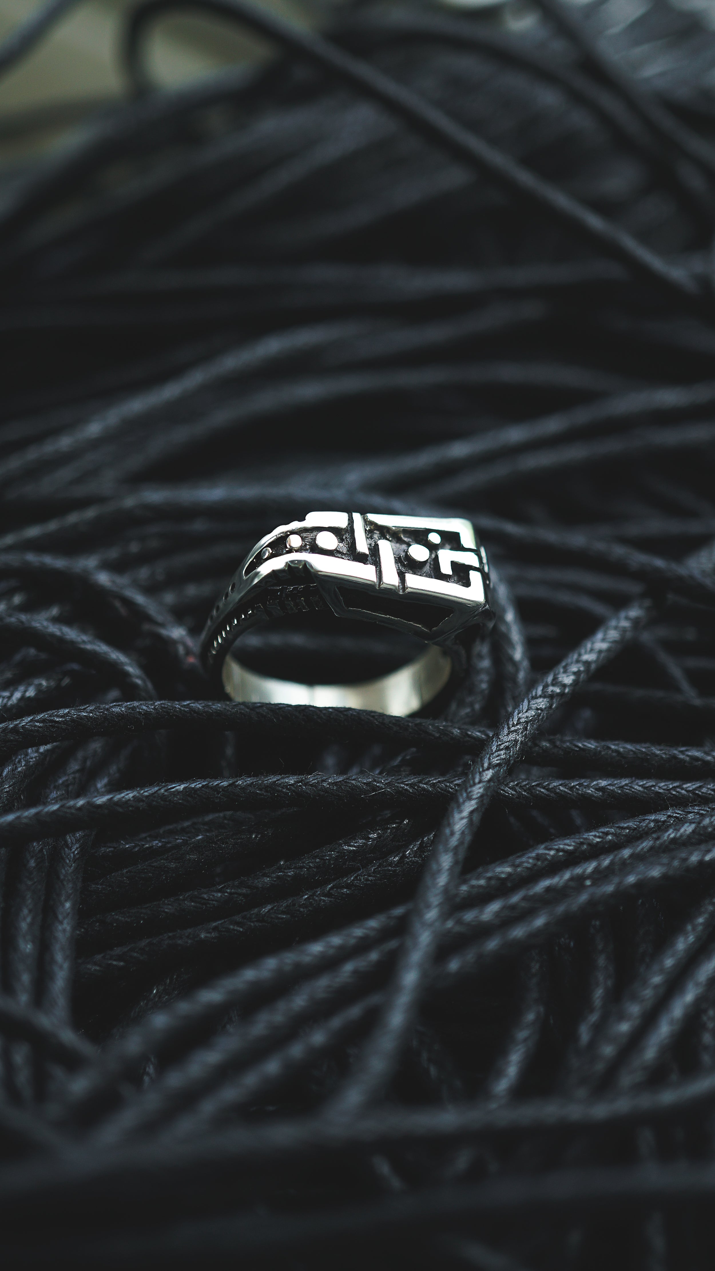 UNIT.2 | mens ring