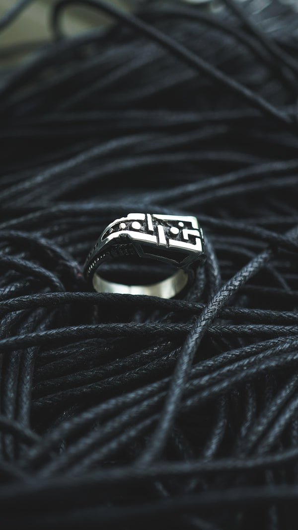 UNIT.2 | mens ring