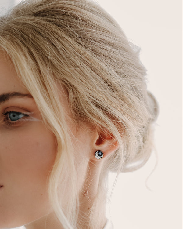 #valentinesdaygift #readytoship #giftforher #opalpendants #moonearrings #moonique #mooniquecreation