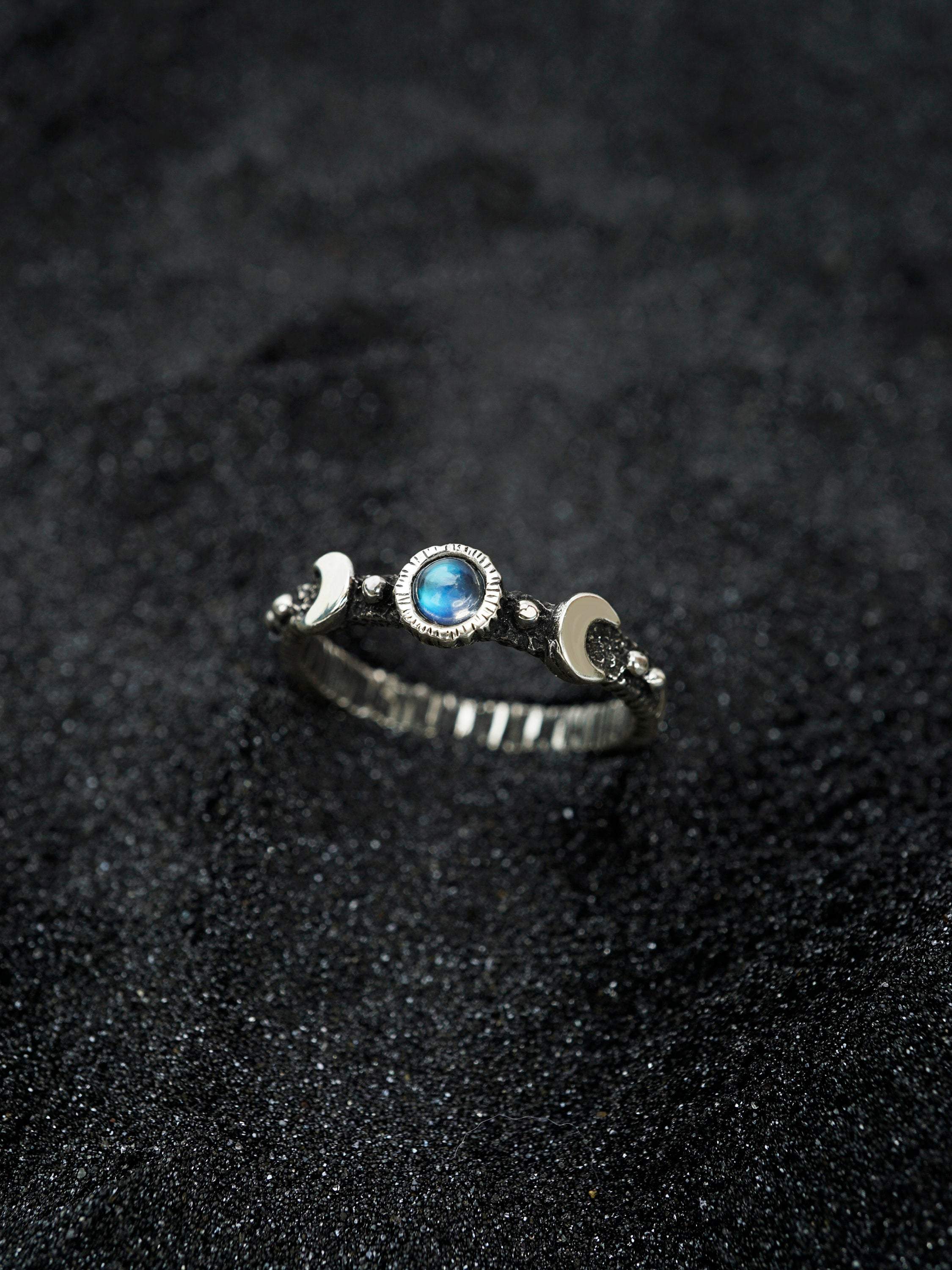 Moon Ring, Sailor Moon ring, Moonstone ring, Moon phases ring, Triple Goddess ring, June birthstone ring LaLuna