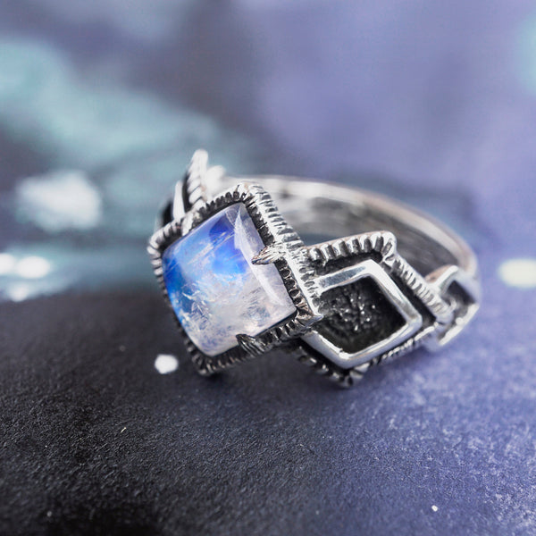 Moonstone engagement ring, Rainbow Moonstone engagement ring, signet stone ring, Gemstone Ring "MIORI", June Birthstone, Valentines day